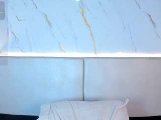 julieta-blue live webcam show