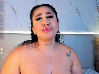 Julieta-Blue live webcam show