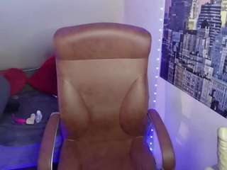 kinkysarahx live cam profile