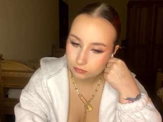 leatricevellutini webcam model