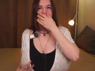 reneahartsell's CamSoda show and profile