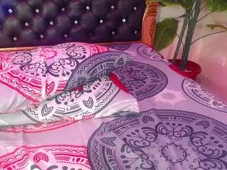 samanthabale Live Webcam on CamSoda