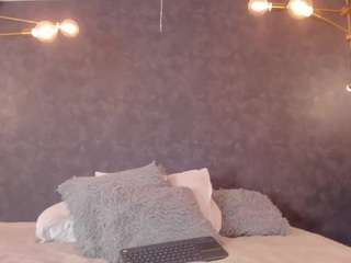 victoria-anges Live Webcam on CamSoda