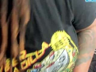 bombshellhooters18 webcam