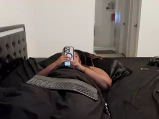 RealLocsofChocolate's Live Sex Cam Show