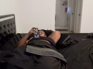 RealLocsofChocolate's Live Sex Cam Show