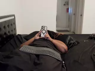 RealLocsofChocolate's Live Sex Cam Show