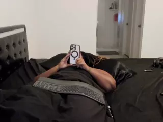 RealLocsofChocolate's Live Sex Cam Show