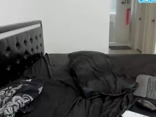 RealLocsofChocolate's Live Sex Cam Show