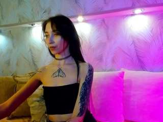 ellen-hops Tattoo live webcam