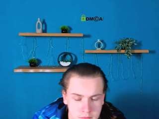 leo-void from CamSoda