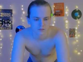 leo-void from CamSoda is Freechat