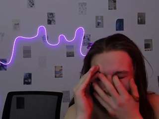 leo-void from CamSoda