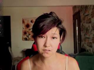 leylla13 live webcam show