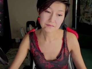 Leylla13 live cam preview