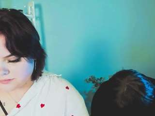 mira-cool Live Webcam on CamSoda