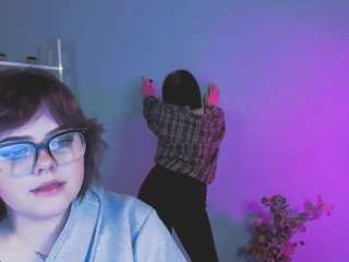 mira-cool's CamSoda show and profile