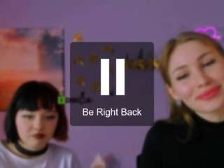 mira-cool Live Webcam on CamSoda