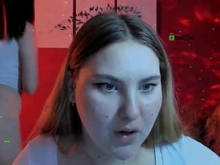 mira-cool's CamSoda show and profile