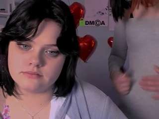 mira-cool Live Webcam on CamSoda