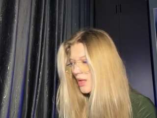 sherlypacquette Live Webcam on CamSoda