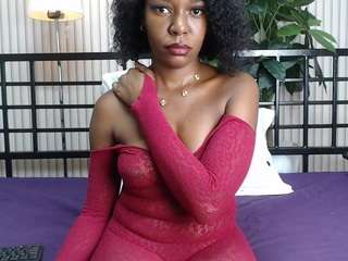 sluttylynn's CamSoda show and profile