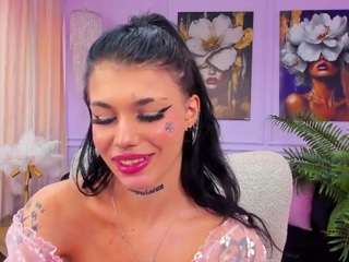 yasminwild Live Webcam on CamSoda