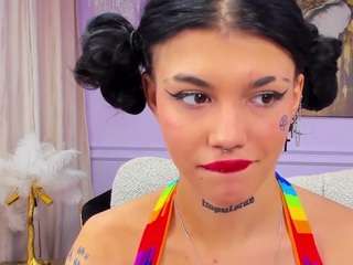 yasminwild's CamSoda show and profile