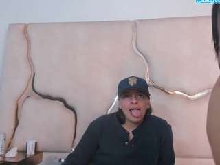 alyssaandnoah Live Webcam on CamSoda