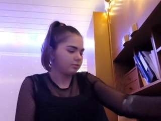 basiliabittel's CamSoda show and profile