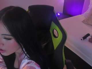  brigitte-pink chat room