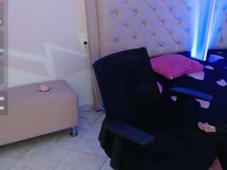 brigitte-pink Live Webcam on CamSoda