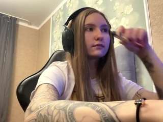 debilaurich Live Webcam on CamSoda