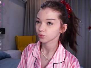 haileykempter webcam