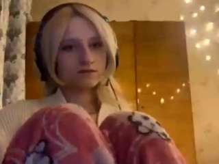 jaynaboaz's CamSoda show and profile