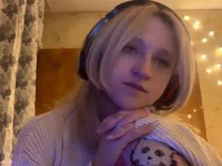 jaynaboaz's CamSoda show and profile