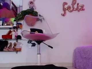 lavenenoortiz Live Webcam on CamSoda