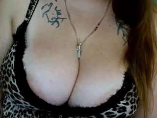 Leilabeayte24 live cam preview