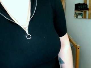 Leilabeayte24 live cam preview