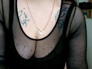 Leilabeayte24 live cam preview