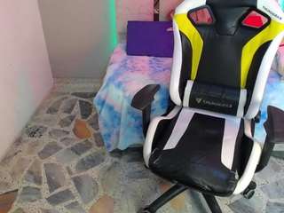 little-bubuu's CamSoda show and profile