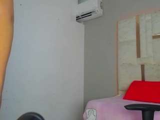 little-bubuu's CamSoda show and profile