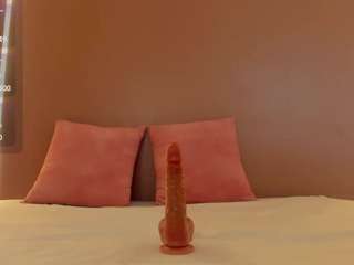 mia-collins96 webcam