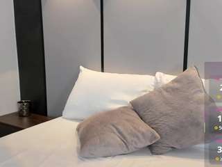 mia-collins96 webcam