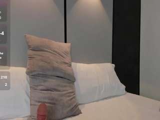 mia-collins96 webcam