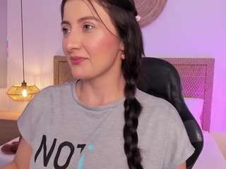 mia-collins