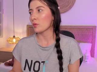 mia-collins96
