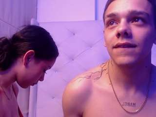 noah-and-kim69 Live Webcam on CamSoda