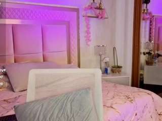 Live webcam model alanaodison on Soda Cams