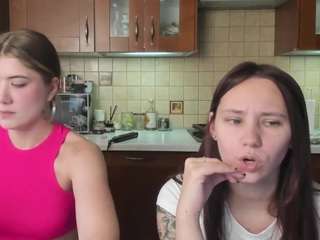 hot-caramells's live room